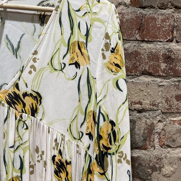 Free People Boho Bella Floral Print Bell Sleeve Tunic Top Size XS - Picture 5 of 8